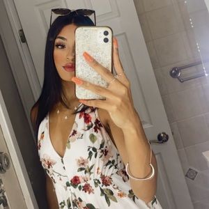 Meet your Posher, Moya